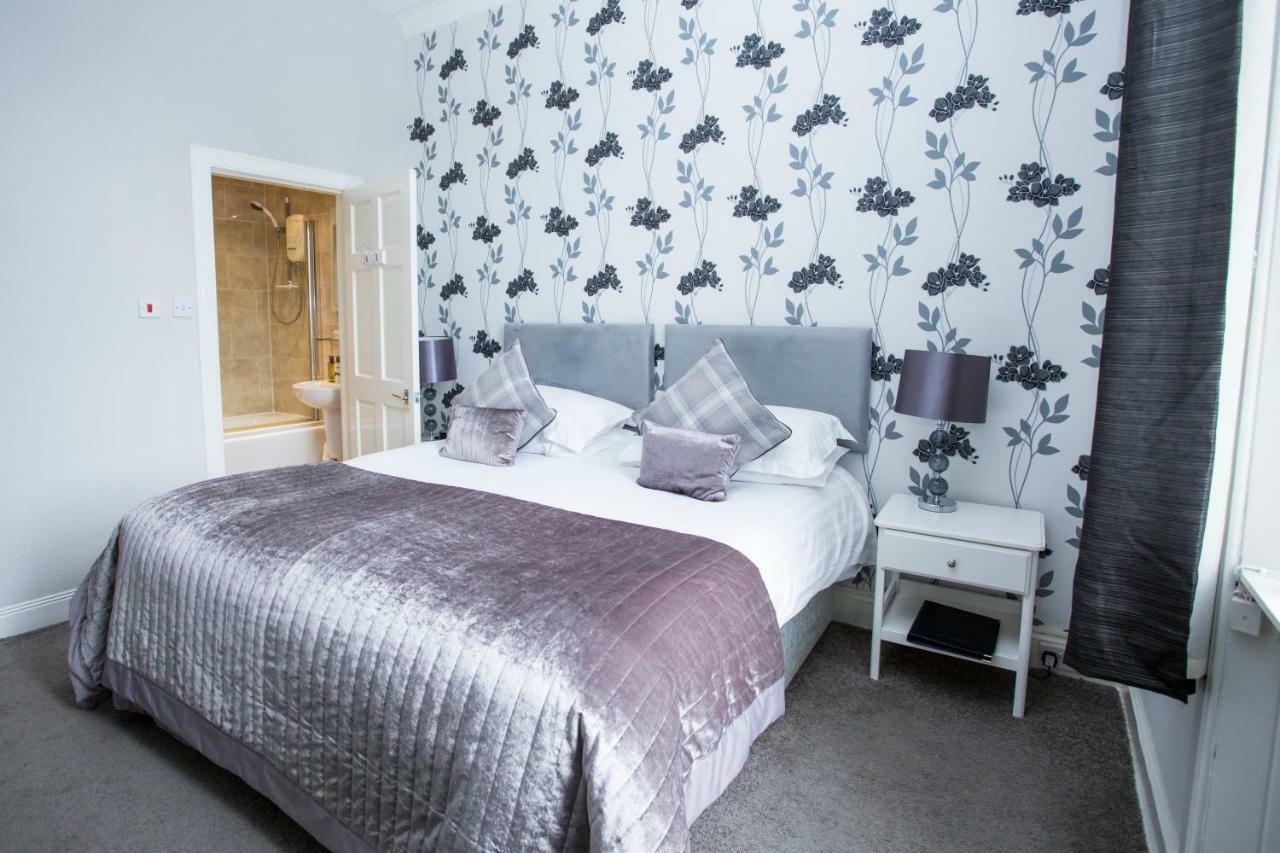 26 The Crescent - Guest House Ayr Buitenkant foto